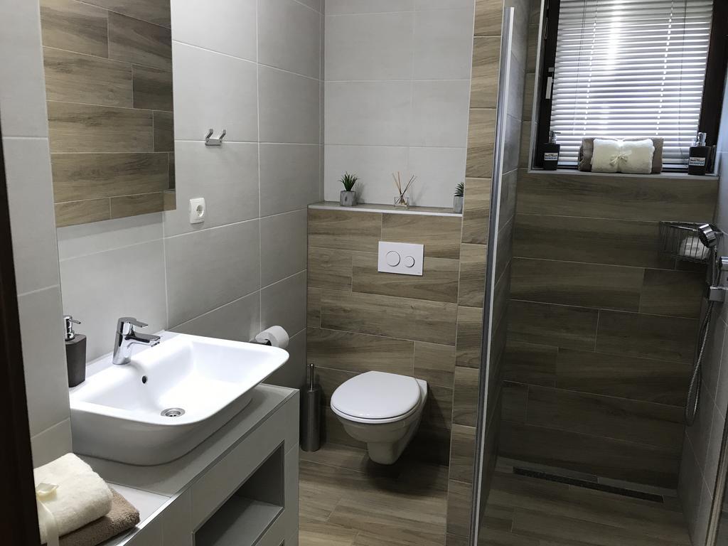 Plitvice Diamond Apartment Korenica Eksteriør billede